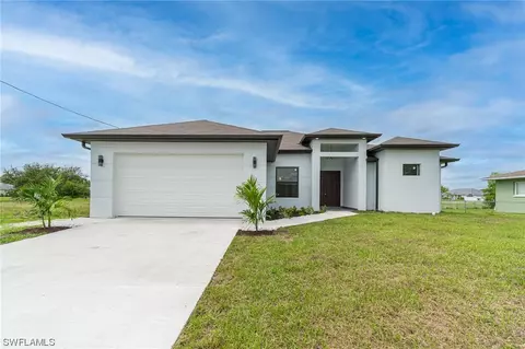 803 Douglas Ave N, Lehigh Acres, FL 33971
