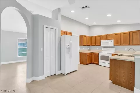 1916 Marlay Ave, Lehigh Acres, FL 33972