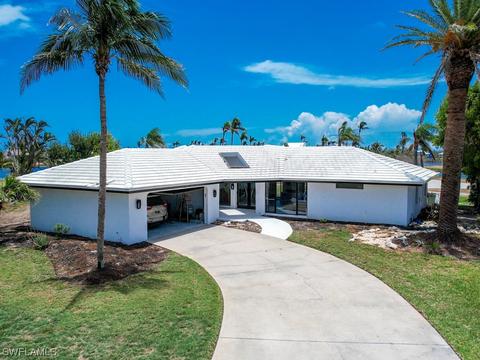 1143 Sand Castle Rd, Sanibel, FL 33957
