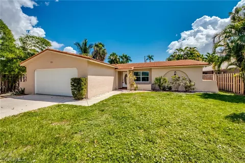 721 Dean Way, Fort Myers, FL 33919