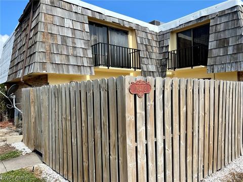 1647 Park Meadows Dr #3, Fort Myers, FL 33907
