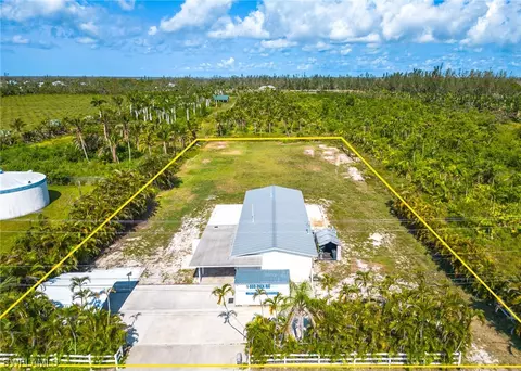 14675 Stringfellow Rd, Bokeelia, FL 33922