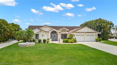 17150 Waters Edge Cir, North Fort Myers, FL 33917