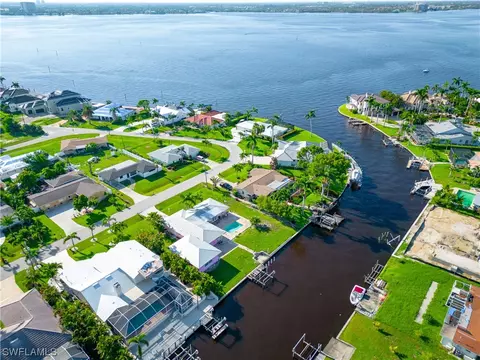 4930 Edith Esplanade, Cape Coral, FL 33904
