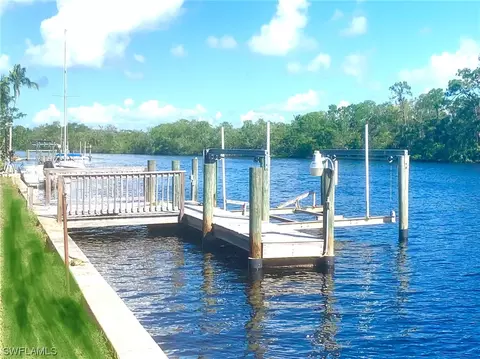 3812 Riviera Cir, Bonita Springs, FL 34134