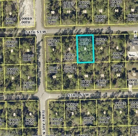 3513 54th St W, Lehigh Acres, FL 33971
