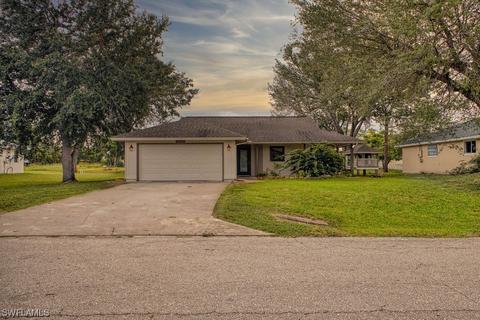 17537 Braddock Rd, Fort Myers, FL 33967