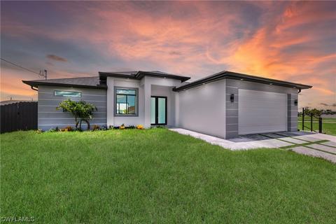 310 Diplomat Pkwy E, Cape Coral, FL 33909