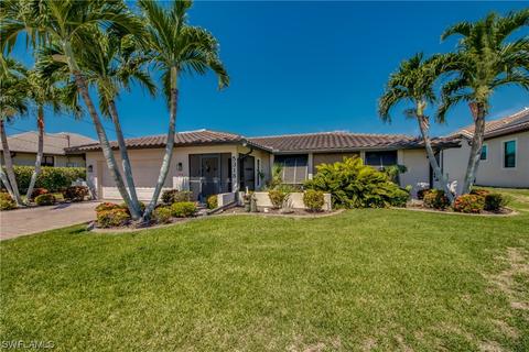 5318 Del Monte Ct, Cape Coral, FL 33904