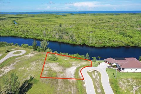 4330 Kismet Pkwy W, Cape Coral, FL 33993