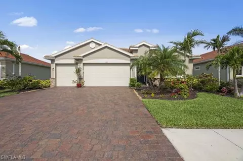 3013 Sunset Pointe Cir, Cape Coral, FL 33914