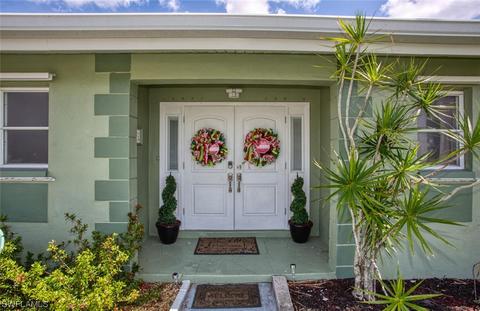 814 SE 41st St, Cape Coral, FL 33904