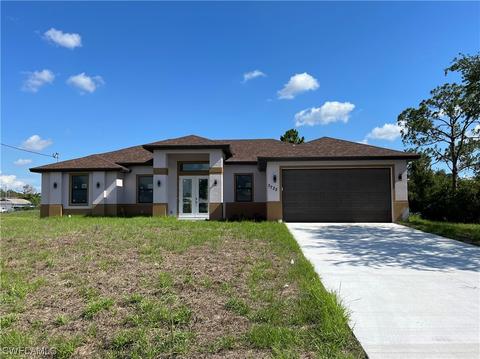 3725 4th St SW, Lehigh Acres, FL 33976