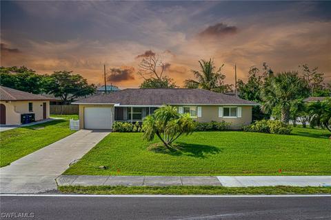 8060 San Carlos Blvd, Fort Myers, FL 33967