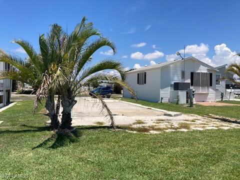 19681 Summerlin Rd L-495, Fort Myers, FL 33908