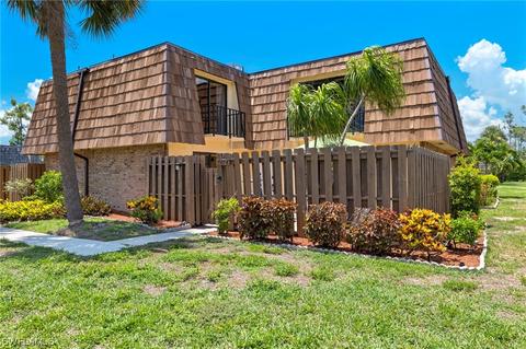 1569 Park Meadows Dr #4, Fort Myers, FL 33907