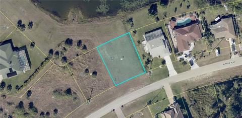 865 Sunrise Blvd, Lehigh Acres, FL 33974