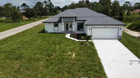 2818 11th St SW, Lehigh Acres, FL 33976