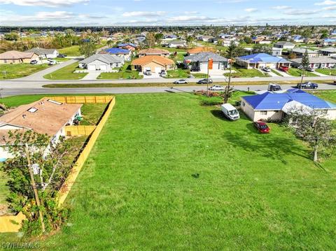 1106 Andalusia Blvd, Cape Coral, FL 33909