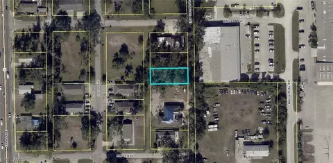 2910 Cranford Ave, Fort Myers, FL 33901