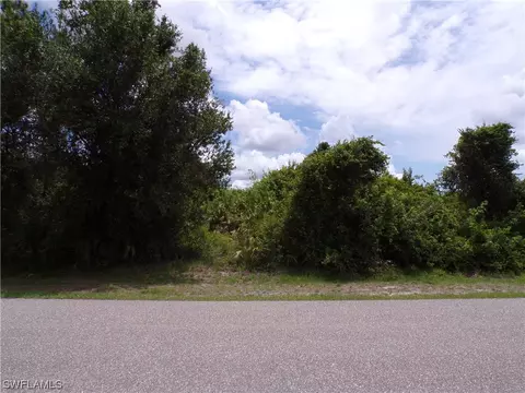 Embassy Rd, North Port, FL 34291