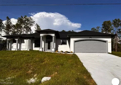 1020 Euclid Ave, Lehigh Acres, FL 33972