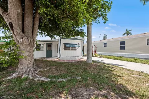 26125 Cabana Rd, Bonita Springs, FL 34135