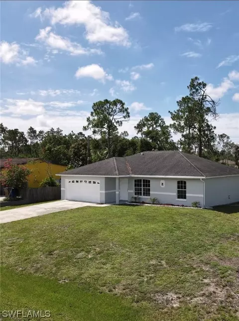3307 21st St W, Lehigh Acres, FL 33971
