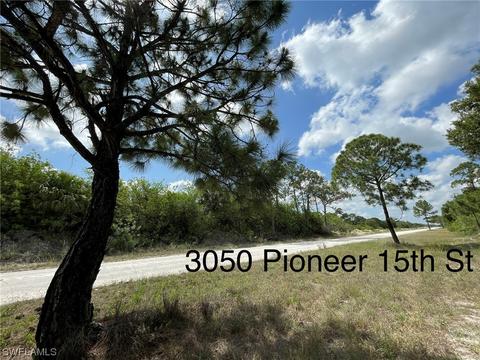 3050 Pioneer 15th St, Other, FL 33440