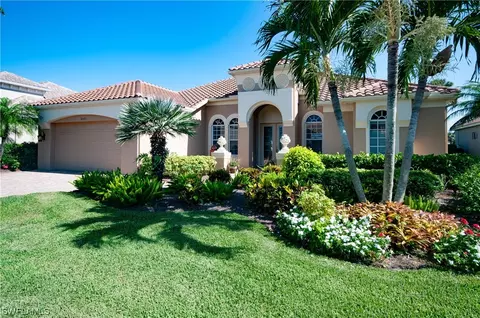 10571 Copper Lake Dr, Bonita Springs, FL 34135