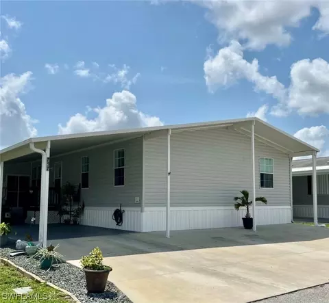 757 Knotty Pine Cir, North Fort Myers, FL 33917