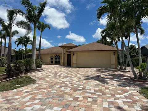 1332 SW 27th Ter, Cape Coral, FL 33914