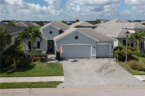 2724 Lambay Ct, Cape Coral, FL 33991