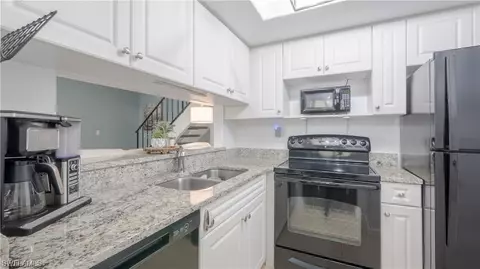 5848 Queen Elizabeth Way #3, Fort Myers, FL 33907