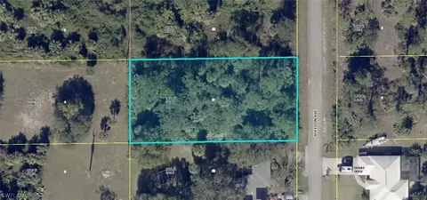 717 Sheldon Ave, Lehigh Acres, FL 33936