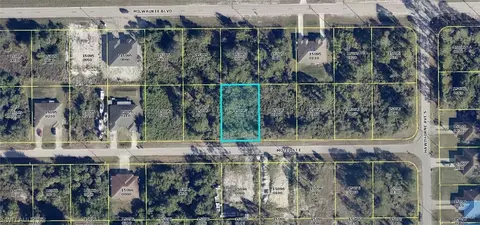 867-869 Motel St E, Lehigh Acres, FL 33974