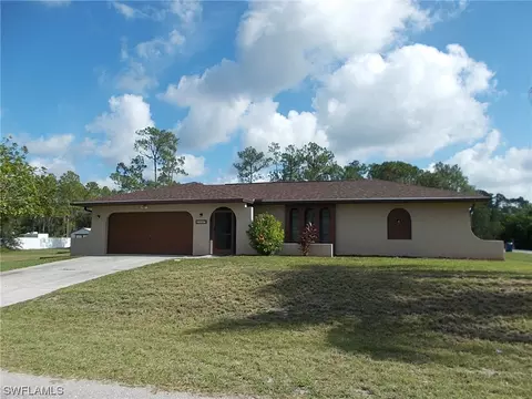 2007 E 8th St, Lehigh Acres, FL 33936