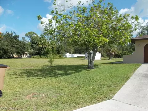 2007 E 8th St, Lehigh Acres, FL 33936 photo 2