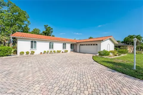 4165 Yarmouth Ct, North Fort Myers, FL 33903
