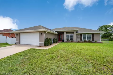 4627 Flora Ave N, Lehigh Acres, FL 33971