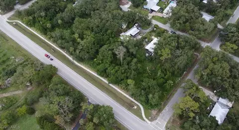 1108 County Rd 78, Labelle, FL 33935