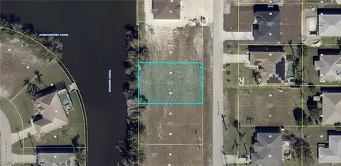 322 NW 18th Pl, Cape Coral, FL 33993