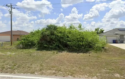 265-267 Milwaukee Blvd, Lehigh Acres, FL 33974