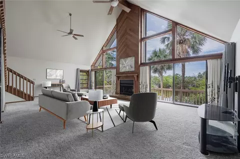 245 Nature View Ct, Fort Myers Beach, FL 33931