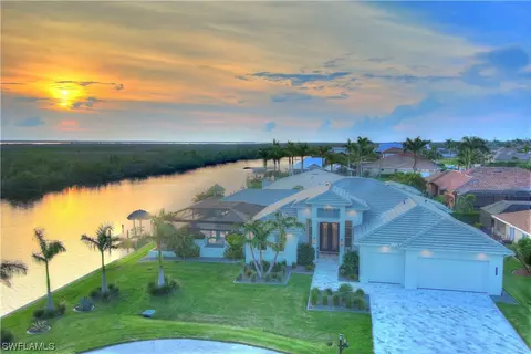 2909 SW 29th Ln, Cape Coral, FL 33914