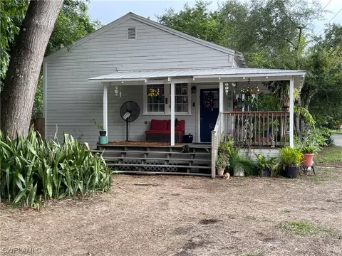 291 Fraser Ave, Labelle, FL 33935