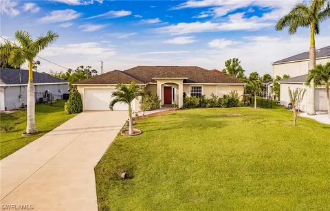 2010 NW 3rd Ter, Cape Coral, FL 33993