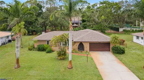 2412 La Salle Ave, Fort Myers, FL 33907