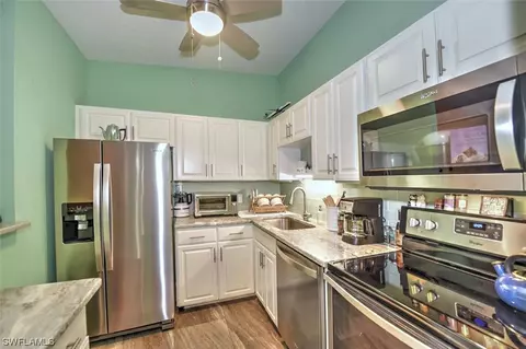 1742 Birchwood Ln #6, Fort Myers, FL 33908