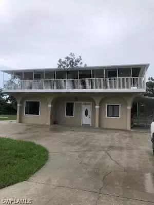 3612 2nd St SW, Lehigh Acres, FL 33976